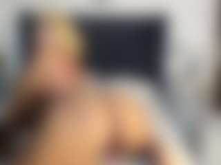 Kourtney Lee's Live Sex Cam Show