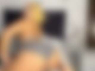 Show de cam en vivo con Kourtney Lee - White en Camsoda