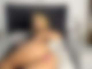 Kourtney Lee's Live Sex Cam Show