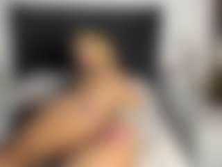 Kourtney Lee's Live Sex Cam Show
