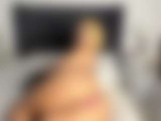 Kourtney Lee's Live Sex Cam Show