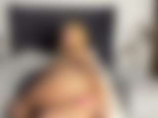 Kourtney Lee's Live Sex Cam Show