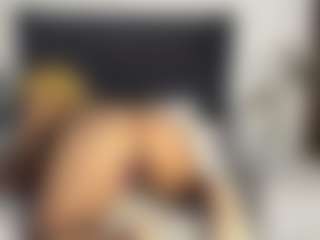 Kourtney Lee's Live Sex Cam Show