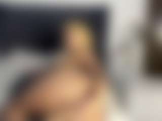 Kourtney Lee's Live Sex Cam Show