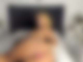 Kourtney Lee's Live Sex Cam Show