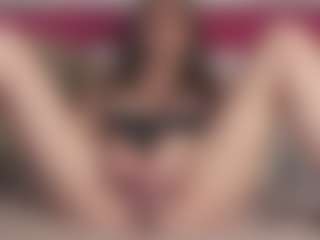 LoriMineli's Live Sex Cam Show