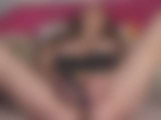 LoriMineli's Live Sex Cam Show