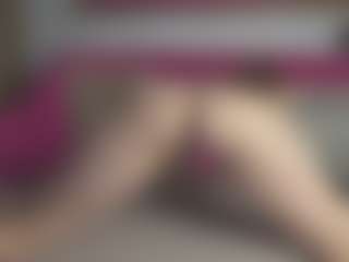 LoriMineli's Live Sex Cam Show
