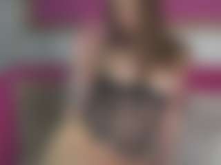 LoriMineli's Live Sex Cam Show