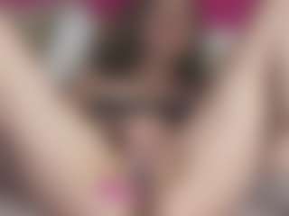 LoriMineli's Live Sex Cam Show