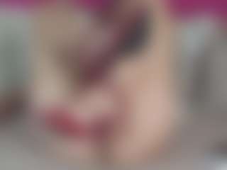 LoriMineli's Live Sex Cam Show