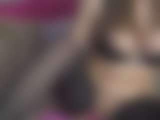 LoriMineli's Live Sex Cam Show