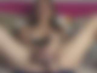 LoriMineli's Live Sex Cam Show