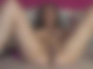 LoriMineli's Live Sex Cam Show