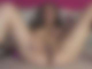 LoriMineli's Live Sex Cam Show
