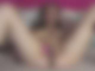LoriMineli's Live Sex Cam Show