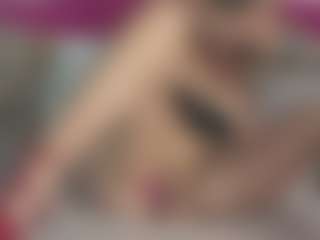 LoriMineli's Live Sex Cam Show