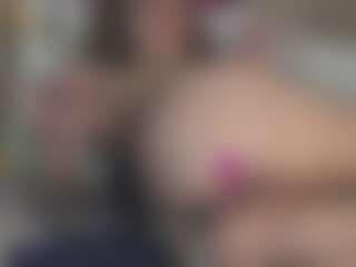 LoriMineli's Live Sex Cam Show