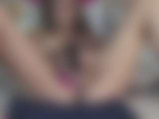 Live cam show with LoriMineli - Thin on madthumbs