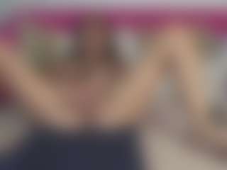 LoriMineli's Live Sex Cam Show