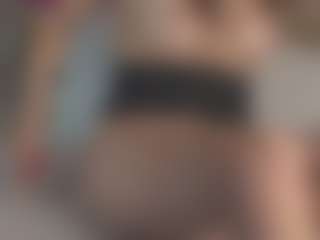 LoriMineli's Live Sex Cam Show