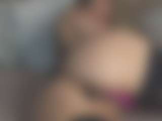 LoriMineli's Live Sex Cam Show