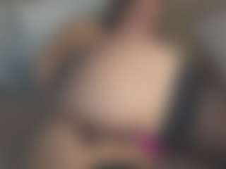 LoriMineli's Live Sex Cam Show