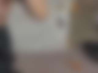 LoriMineli's Live Sex Cam Show