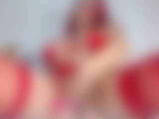 Live cam show with Ashly-Roberts - MILF on googirlz