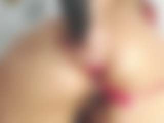 Live cam show with Ashly-Roberts - Mature on Dolls Live