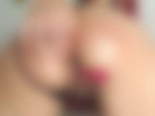 Ashly-Roberts's Live Sex Cam Show