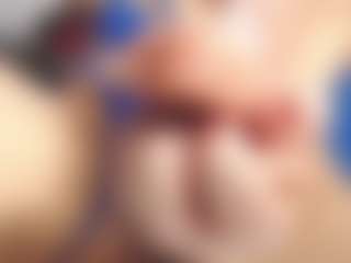 Ashly-Roberts's Live Sex Cam Show