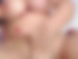 Ashly-Roberts's Live Sex Cam Show
