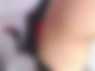 Ashly-Roberts's Live Sex Cam Show