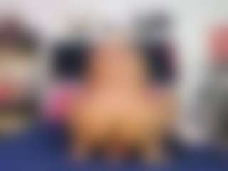Emmily Giraldo's Live Sex Cam Show