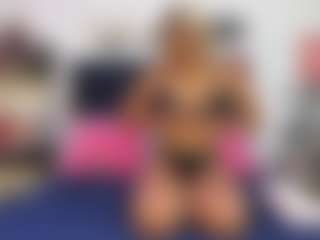 Emmily Giraldo's Live Sex Cam Show