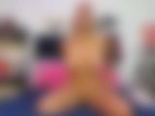 Emmily Giraldo's Live Sex Cam Show