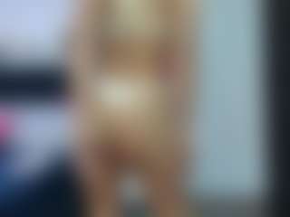 Live cam show with Emmily Giraldo - Genital Piercings on Streamer API