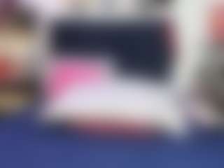 Live cam show with Emmily Giraldo - Bedroom on Hubzter Live