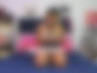 Emmily Giraldo's Live Sex Cam Show