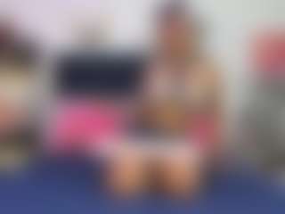 Emmily Giraldo's Live Sex Cam Show