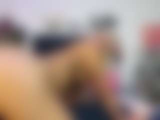 Live cam show with Emmily Giraldo - Nipple Piercings on AdultVida.com