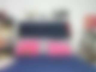 Emmily Giraldo's Live Sex Cam Show