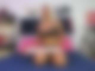 Emmily Giraldo's Live Sex Cam Show
