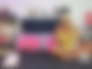 Live cam show with Emmily Giraldo - Double Penetration on madthumbs