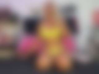 Emmily Giraldo's Live Sex Cam Show