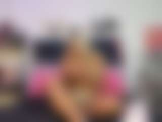 Live cam show with Emmily Giraldo - Nipple Piercings on Milfs Live