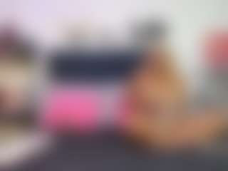 Live cam show with Emmily Giraldo - Genital Piercings on liverealitysex.com