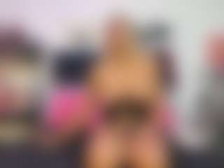 Emmily Giraldo's Live Sex Cam Show