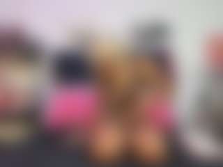 Emmily Giraldo's Live Sex Cam Show